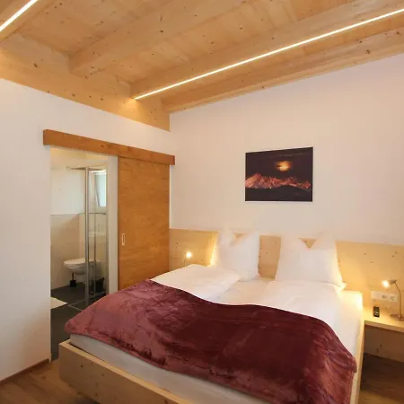 Apartment Luxury Apartment In F Genberg With Balcony